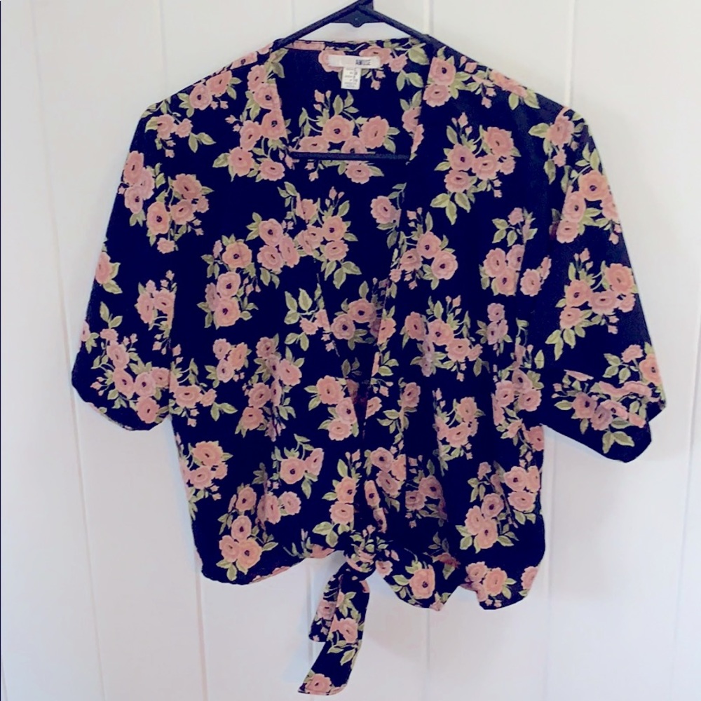 Amuse Society blouse. Like new.